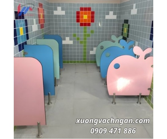 Thi Công Vách Ngăn Vệ Sinh Trường Mầm Non Sao Mai Quận 3